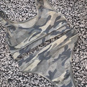 Fashion nova  bra and underwear set